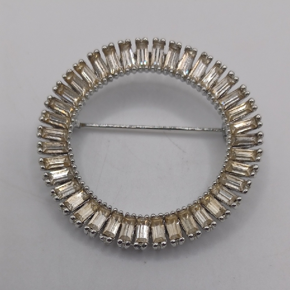 Ledo Circle Baguette Rhinestone Brooch 1961